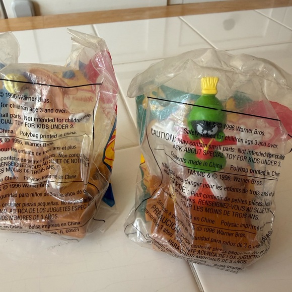 Vintage Space Jam Set McDonald’s Toys Lola Bunny Marvin the Martian 1996 NIB - Picture 2 of 7